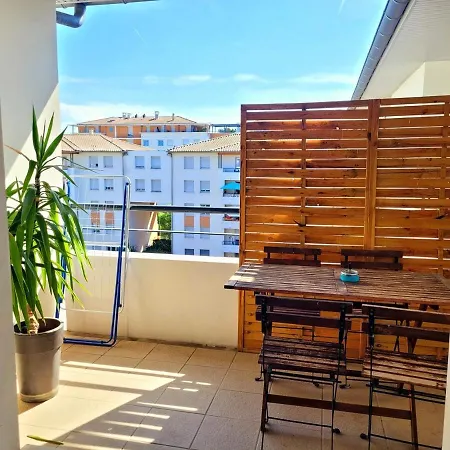 Proche Stade Toulousain - Blagnac - Parking *